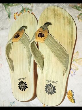 Yellow Box Tan Canvas Flip Flop Sandals
